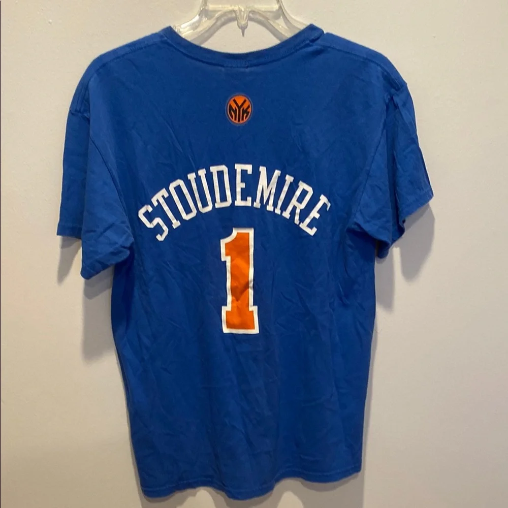 New York Knicks #1 mens Large T shirt - Picture 2 of 3